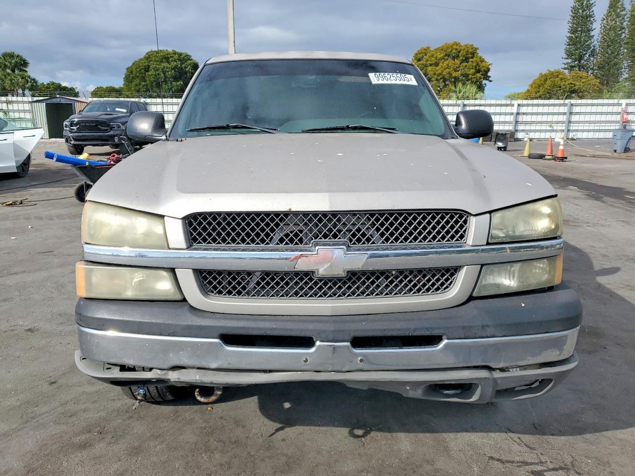 2004 CHEVROLET Silverado