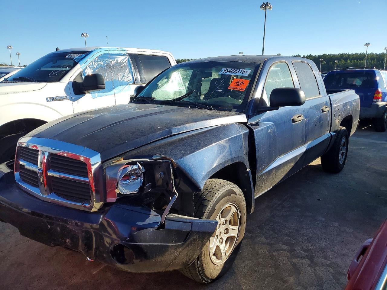 2006 DODGE Dakota