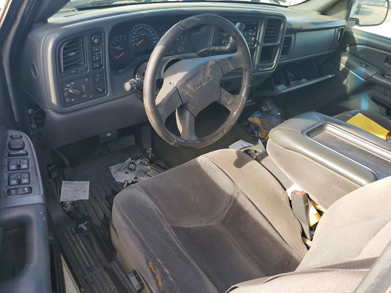 2005 GMC SIERRA 1500