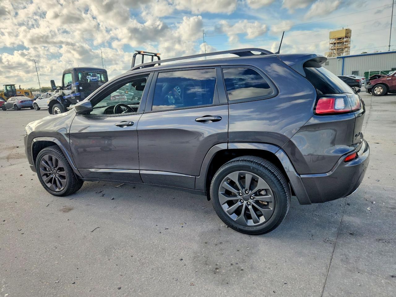 2020 JEEP CHEROKEE
