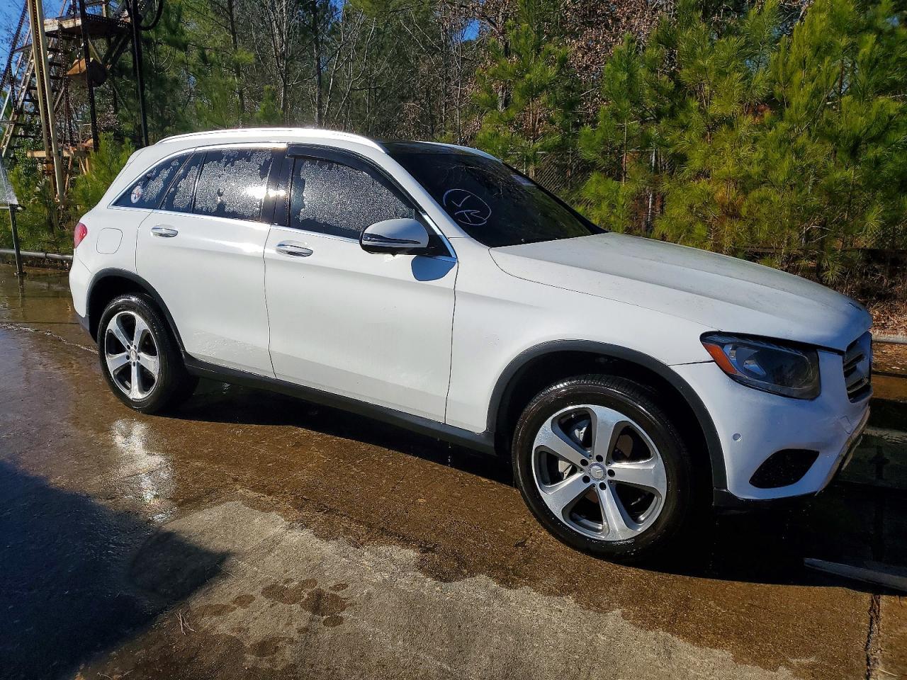 2016 MERCEDES-BENZ GLC-Class