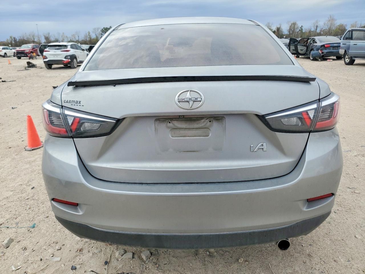 2016 TOYOTA SCION