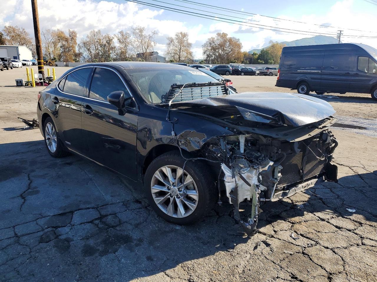 2013 LEXUS ES 300H