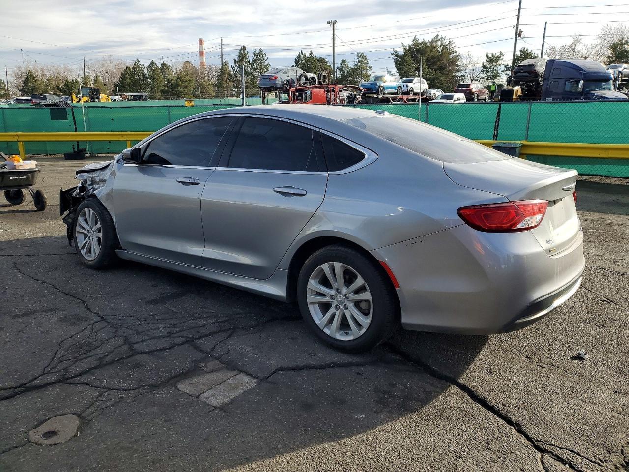 2016 CHRYSLER 200