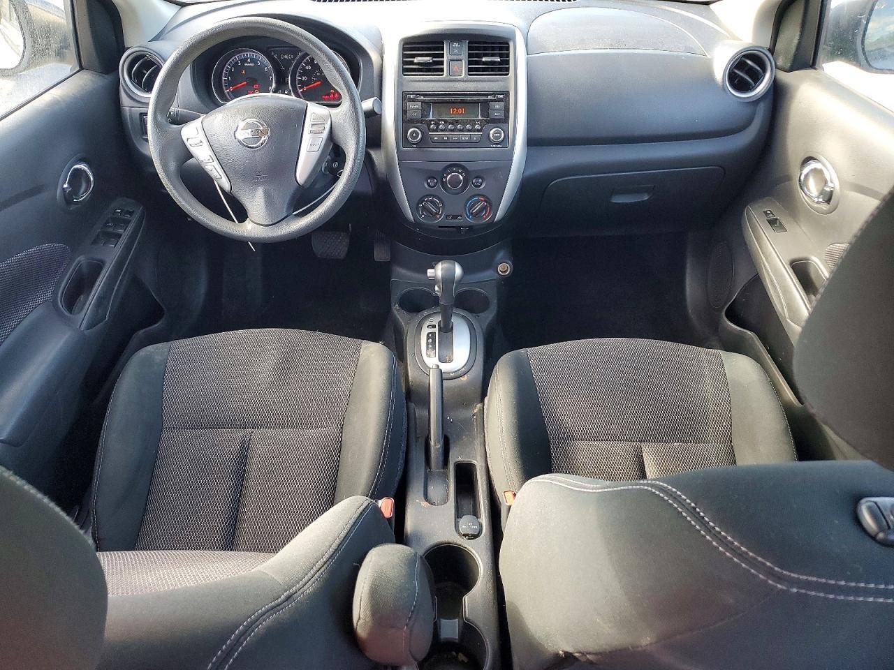 2017 NISSAN VERSA