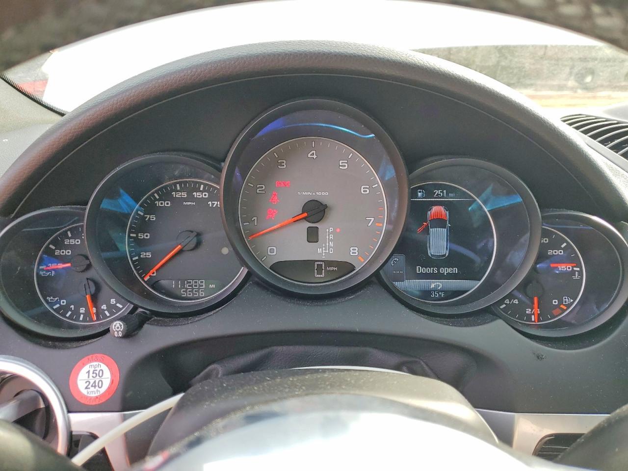 2016 PORSCHE CAYENNE