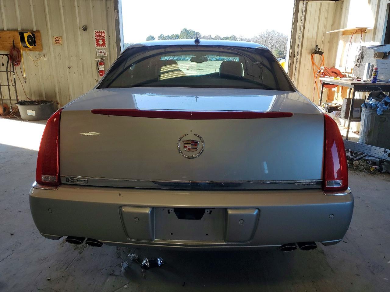 2007 CADILLAC DTS