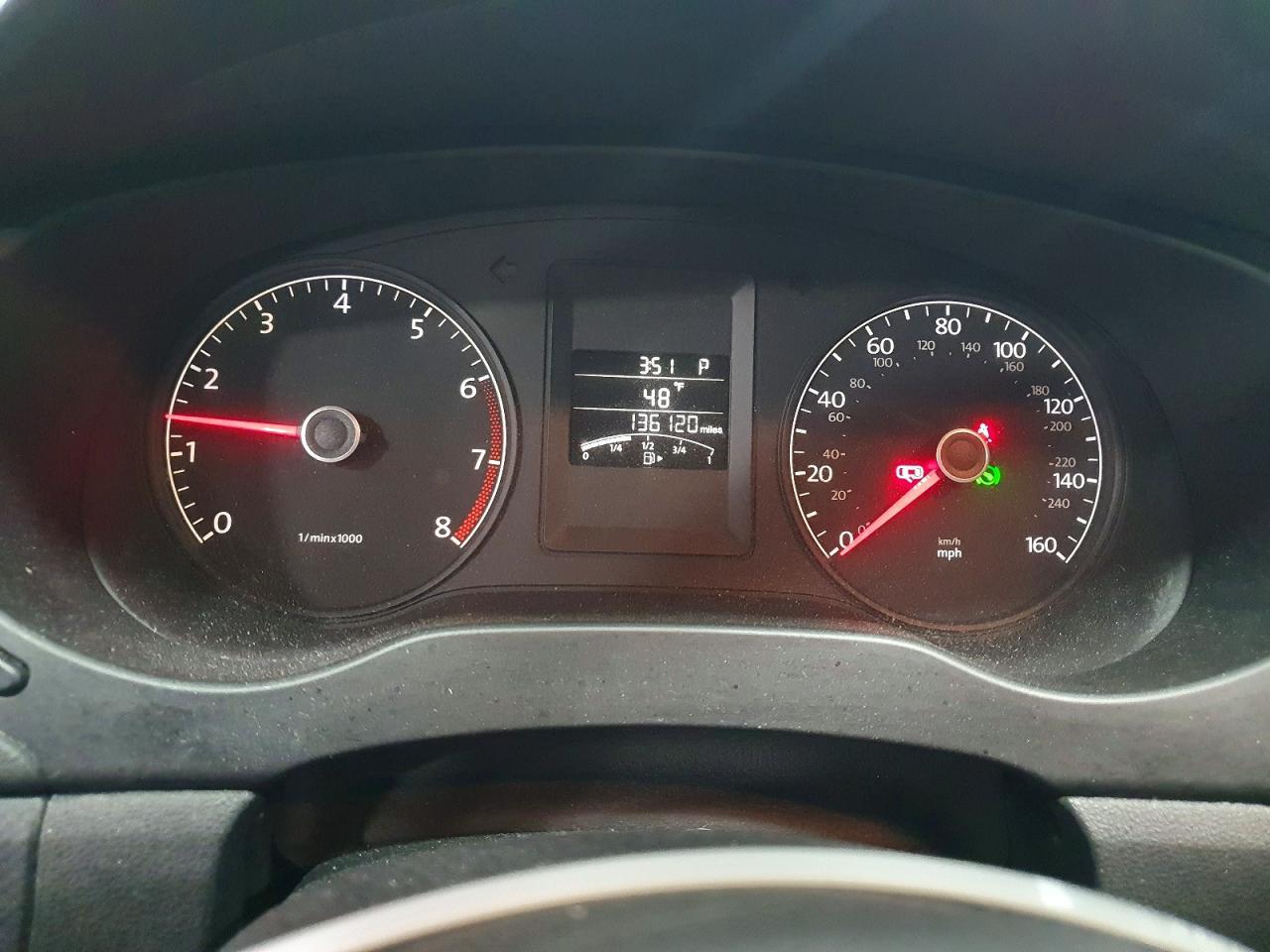 2011 VOLKSWAGEN JETTA
