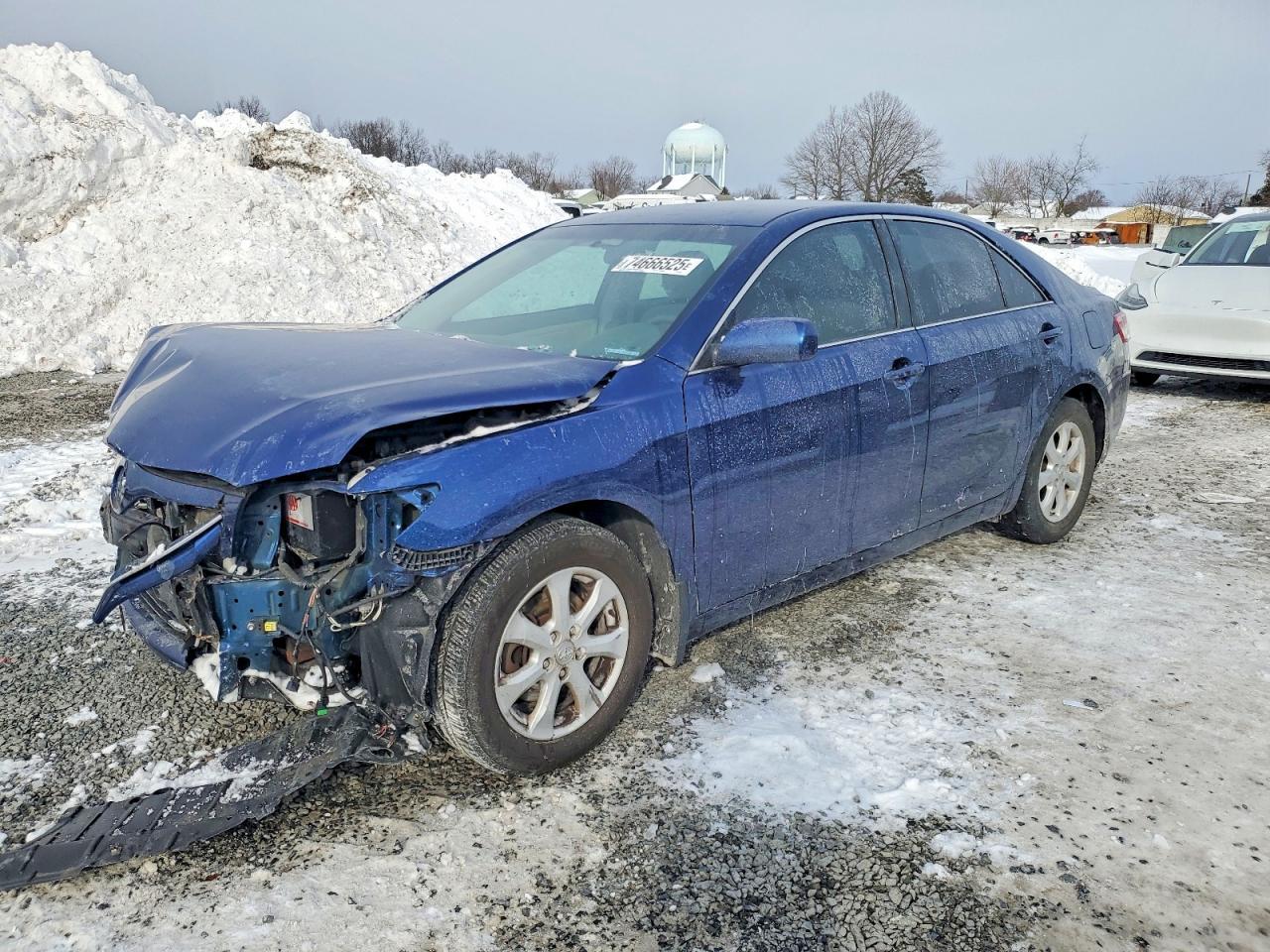 2011 TOYOTA CAMRY