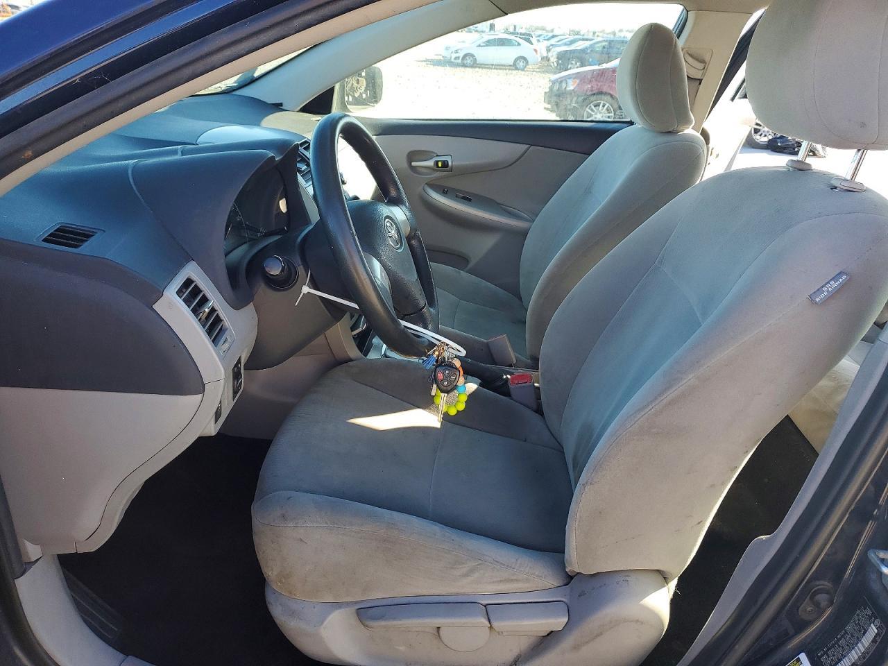 2011 TOYOTA COROLLA