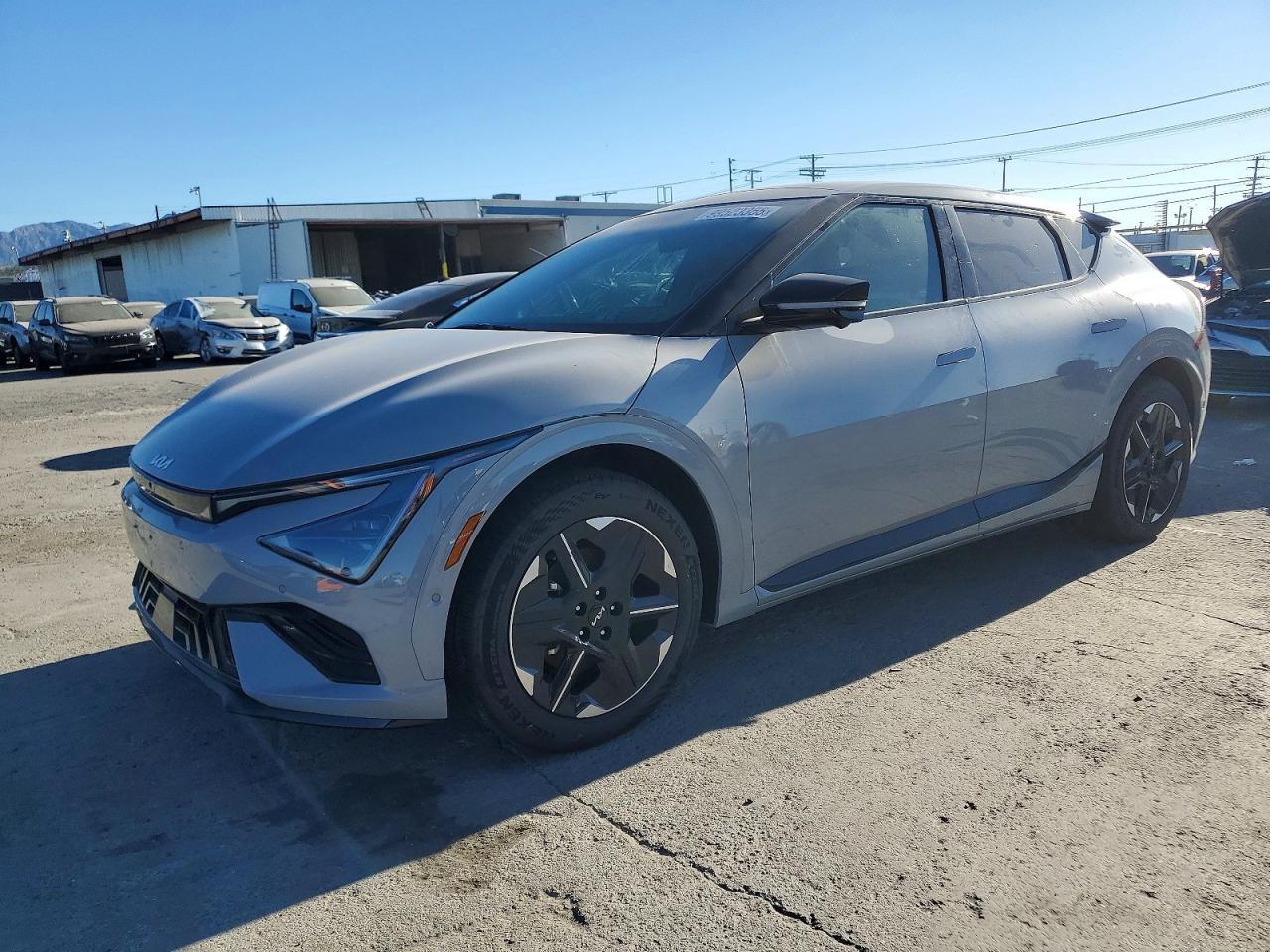 2025 KIA EV6