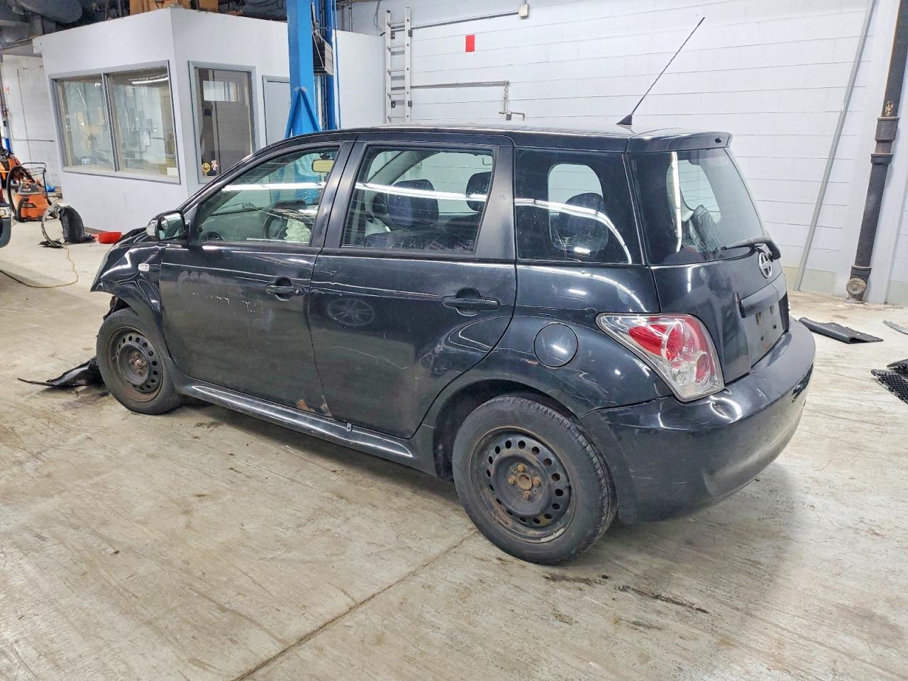 2006 TOYOTA SCION
