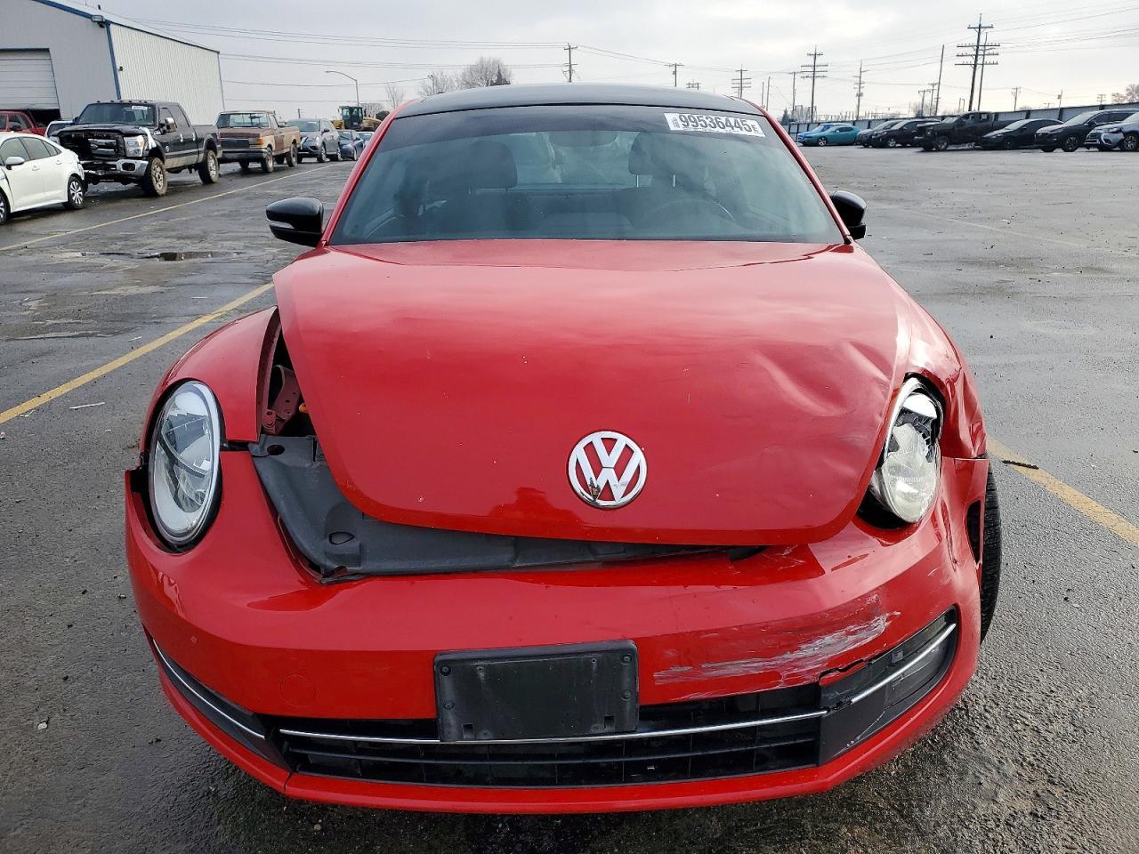 2013 VOLKSWAGEN Beetle