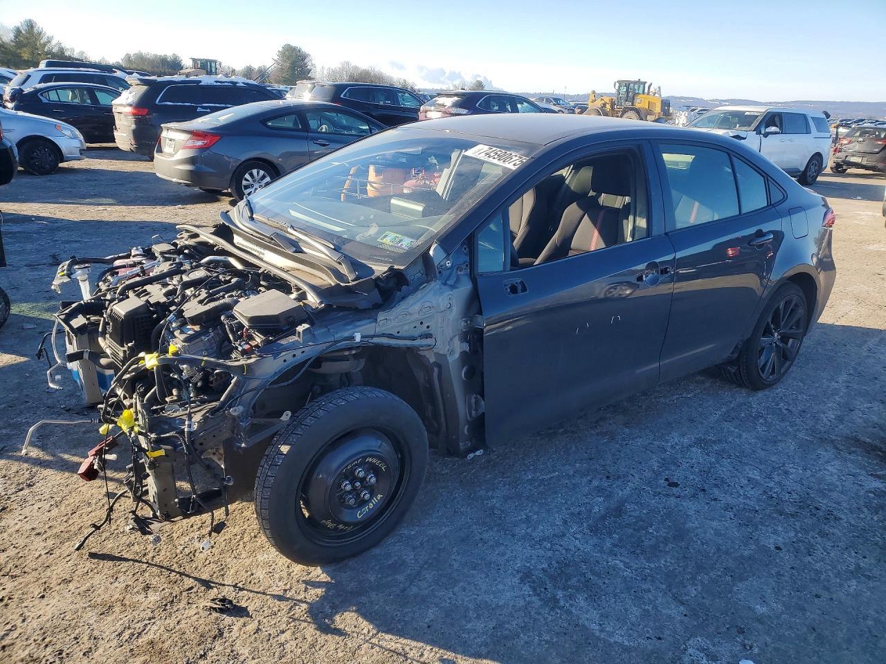2025 TOYOTA COROLLA