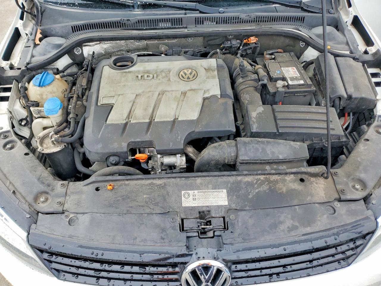 2012 VOLKSWAGEN JETTA