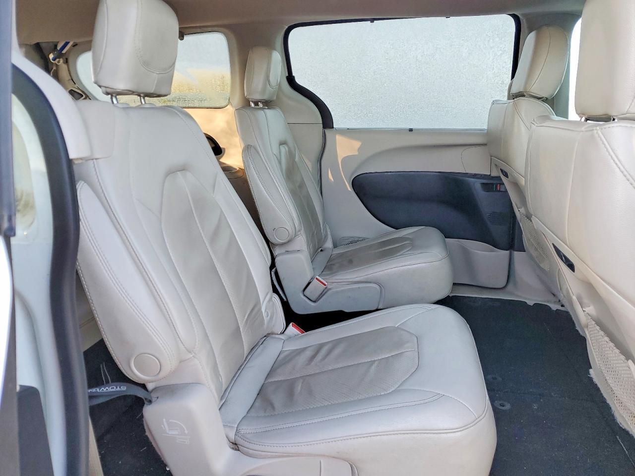 2020 CHRYSLER Pacifica