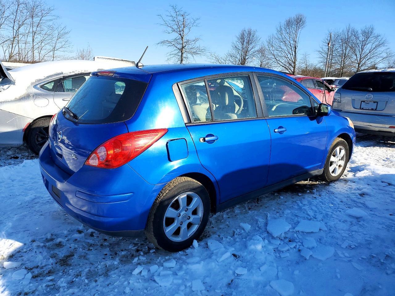 2009 NISSAN VERSA