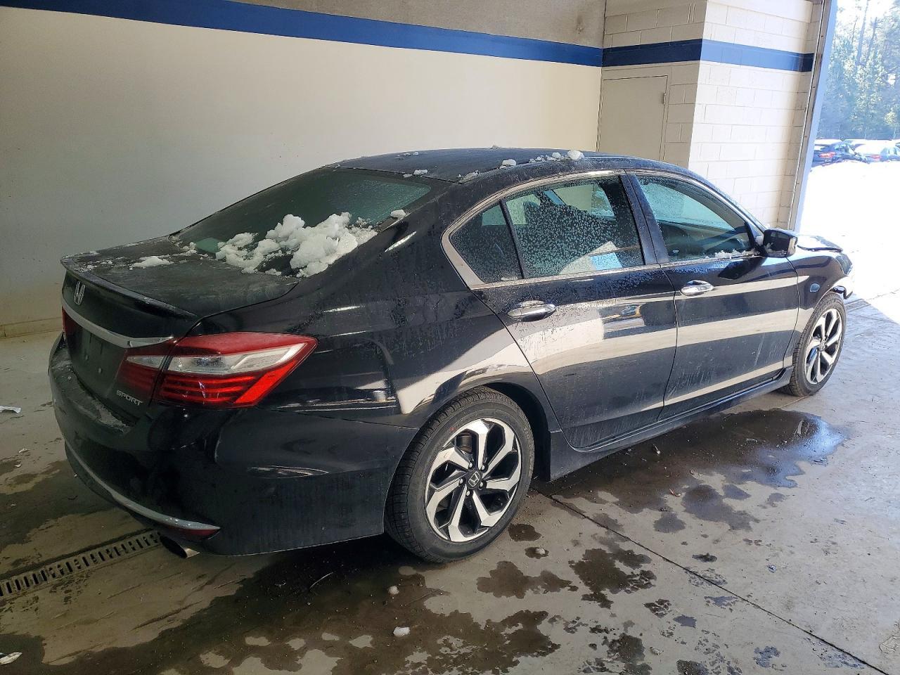 2016 HONDA ACCORD