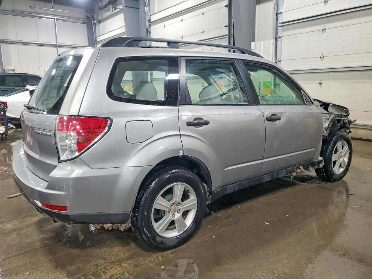 2011 SUBARU FORESTER