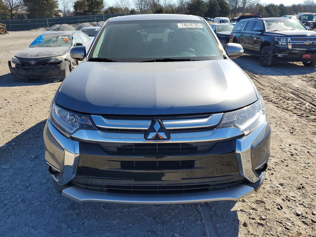 2018 MITSUBISHI outlander