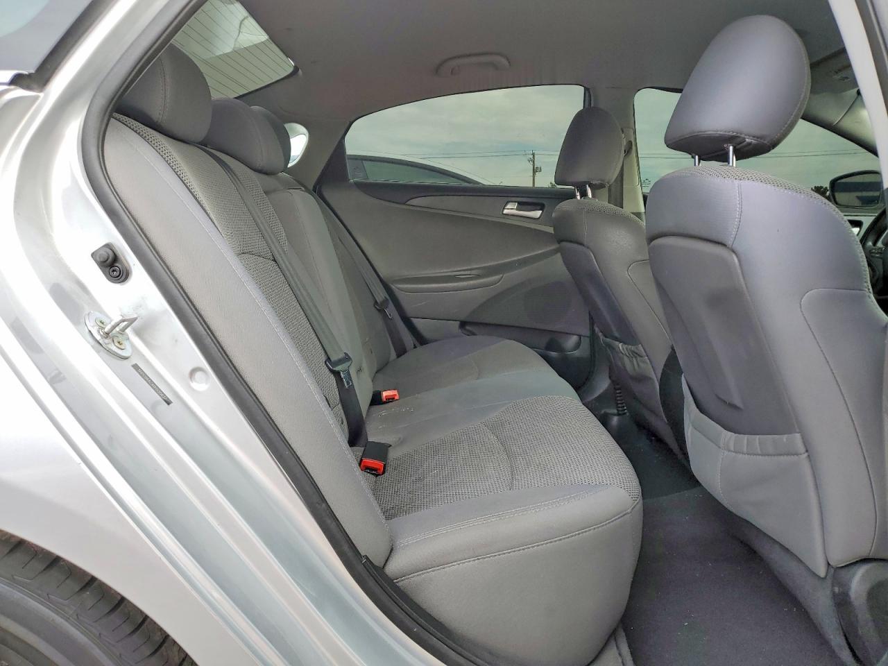 2013 HYUNDAI SONATA
