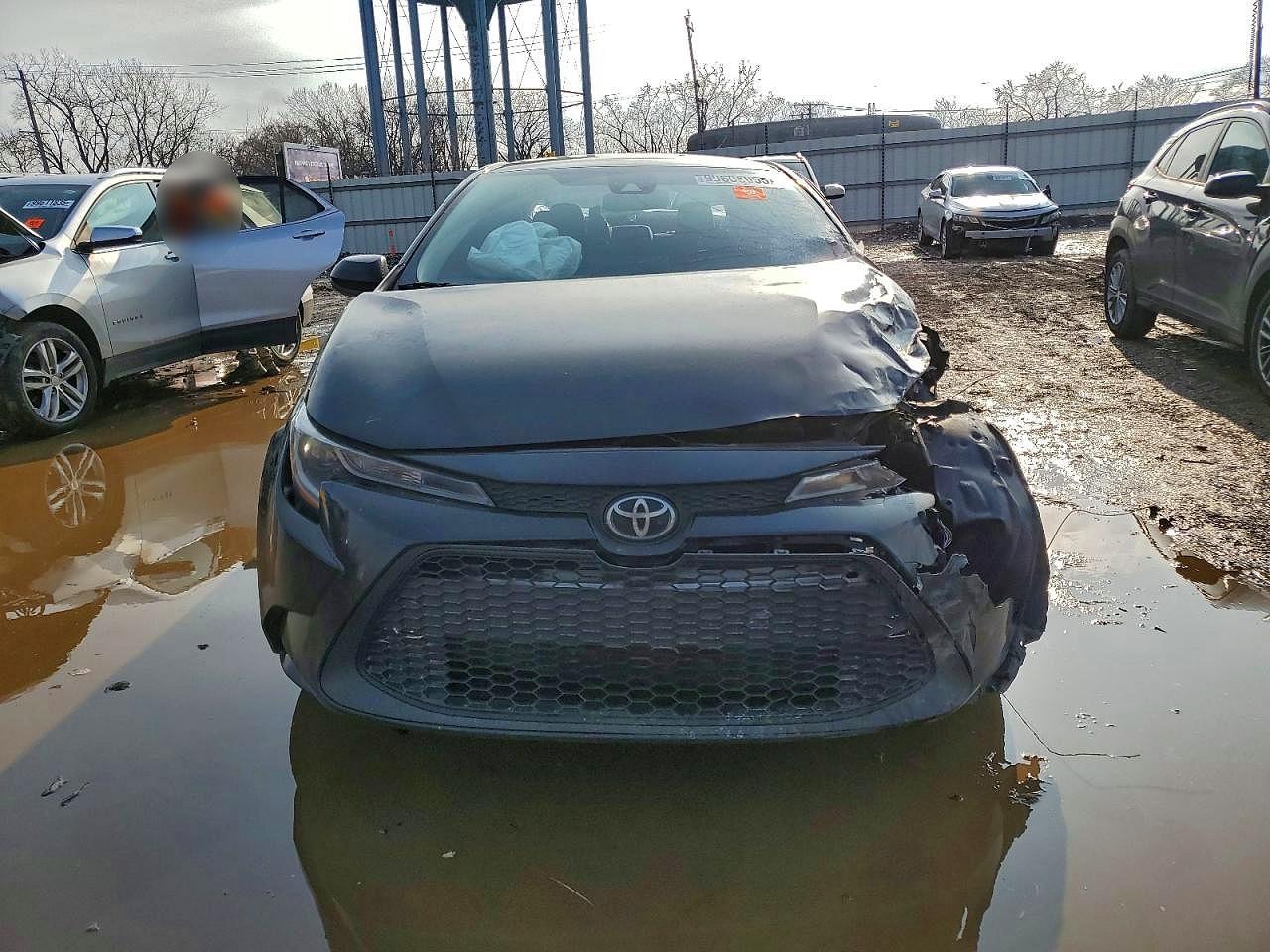 2021 TOYOTA COROLLA