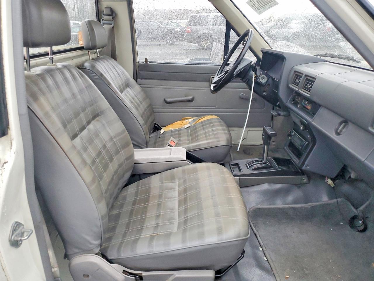 1985 TOYOTA Pickup
