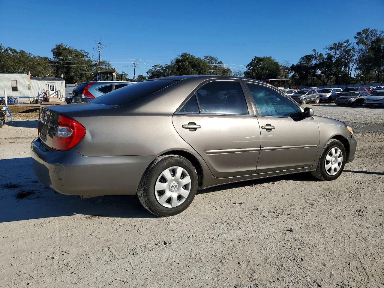 2004 TOYOTA CAMRY