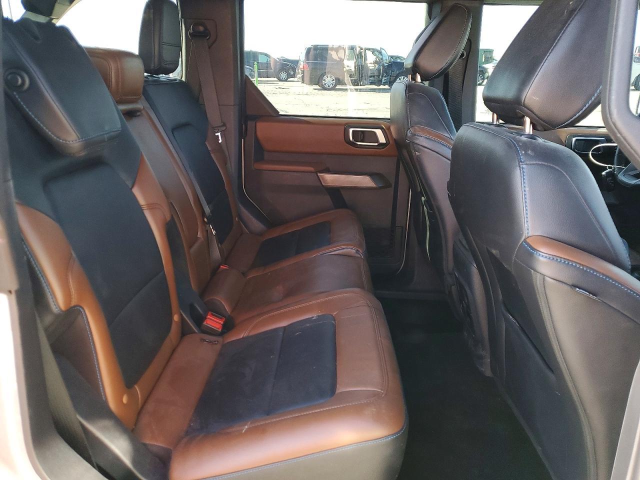 2021 FORD Bronco