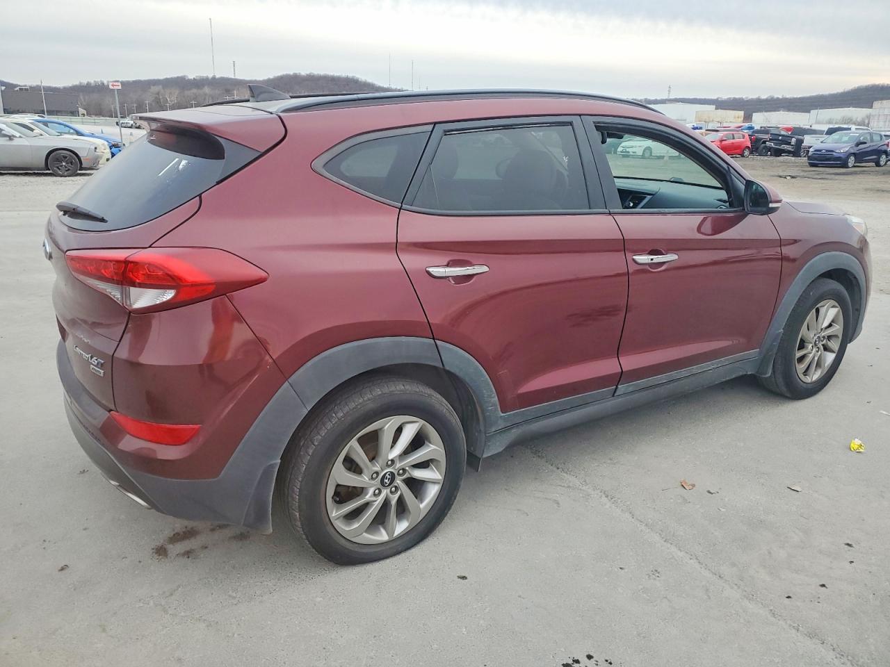 2016 HYUNDAI TUCSON