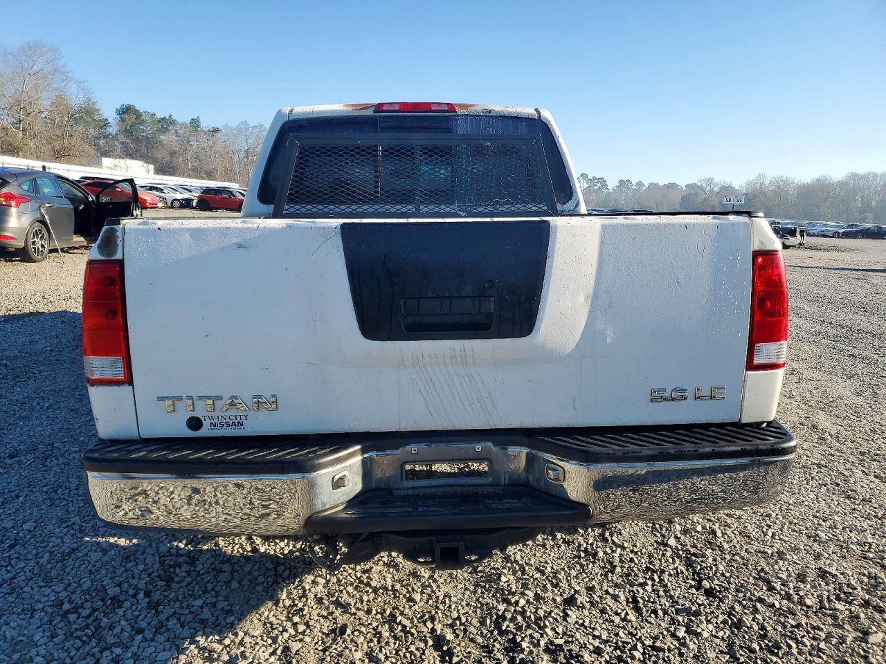 2004 NISSAN Titan