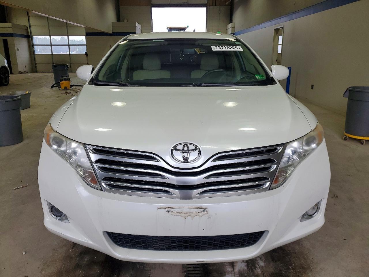 2010 TOYOTA VENZA