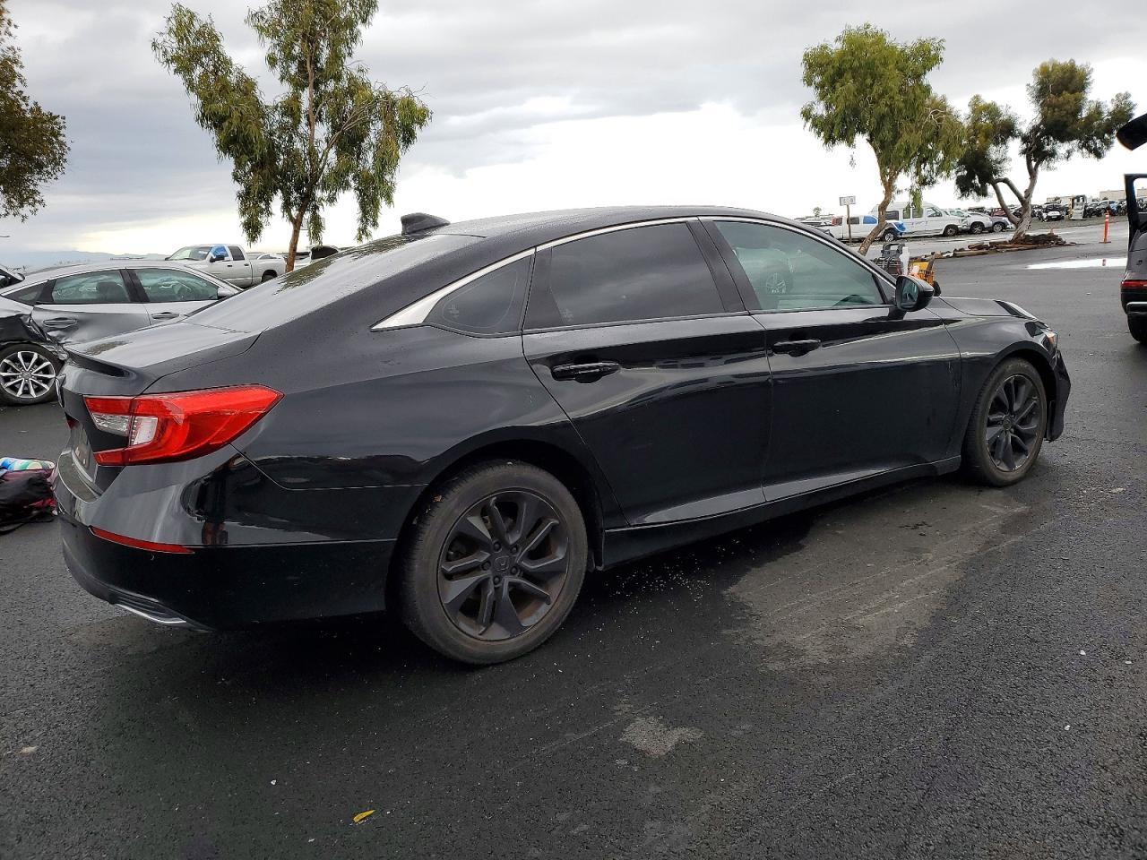 2019 HONDA ACCORD