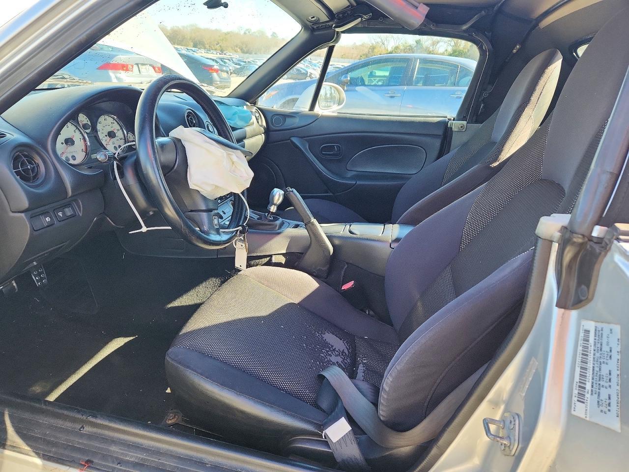 2001 MAZDA MX-5 Miata