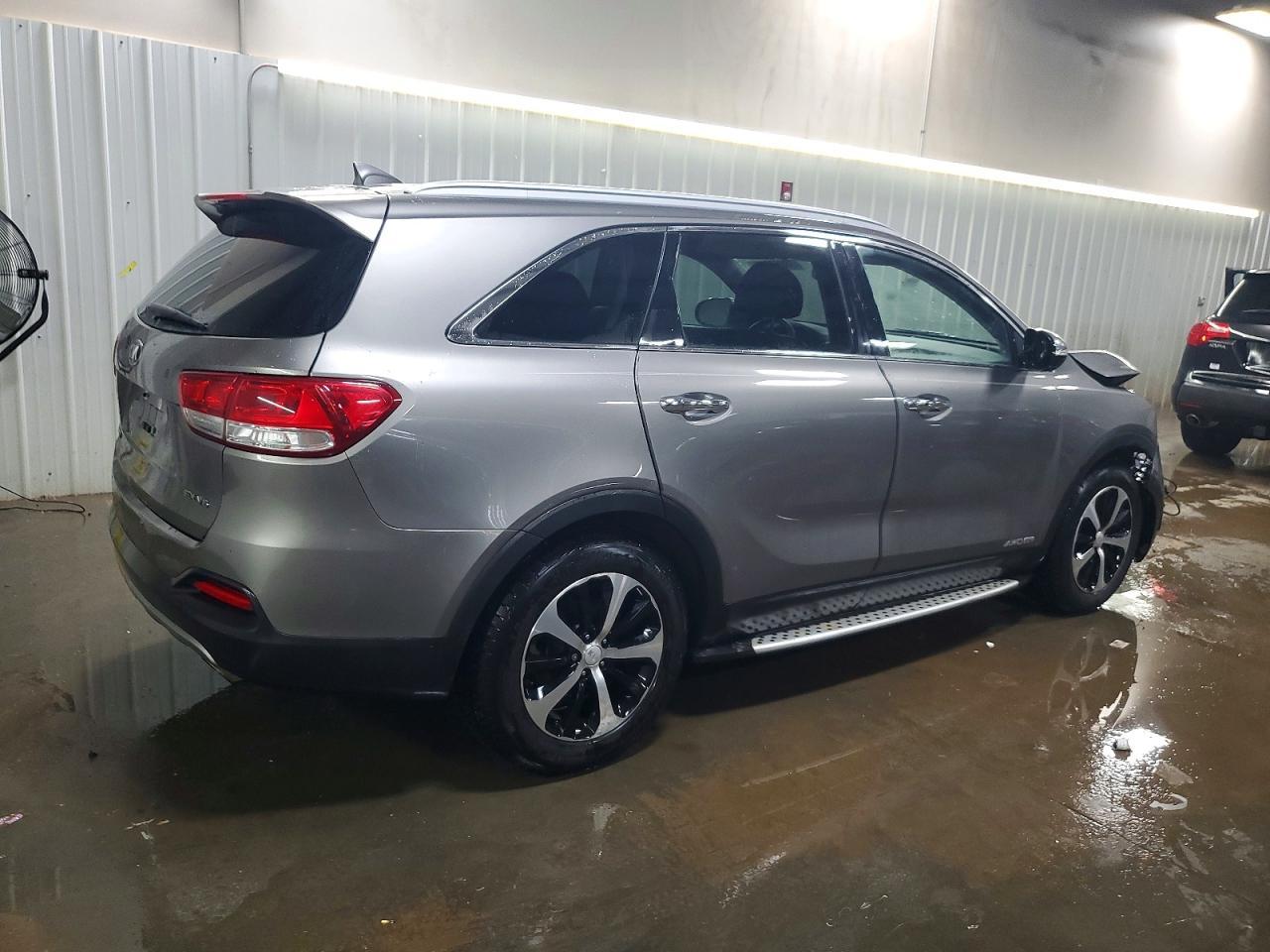 2018 KIA SORENTO