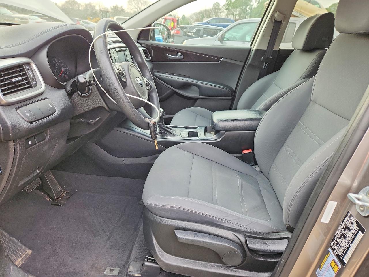 2017 KIA SORENTO