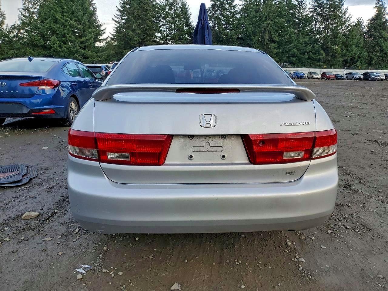 2004 HONDA ACCORD