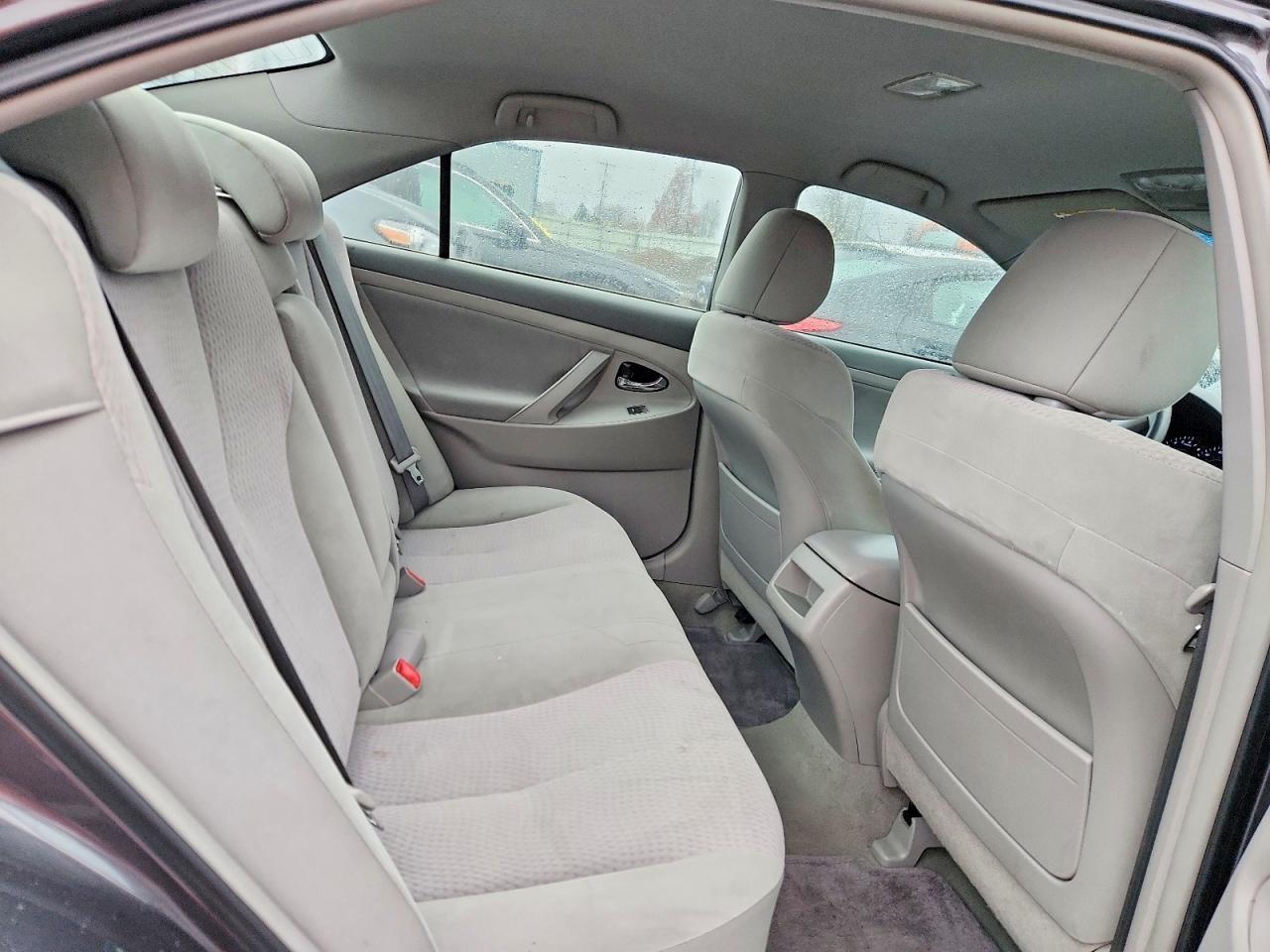 2011 TOYOTA CAMRY
