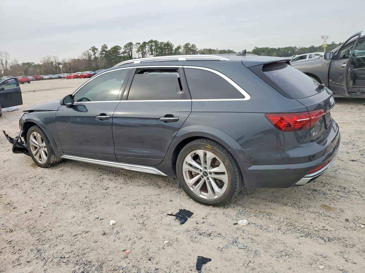 2023 AUDI A4 allroad
