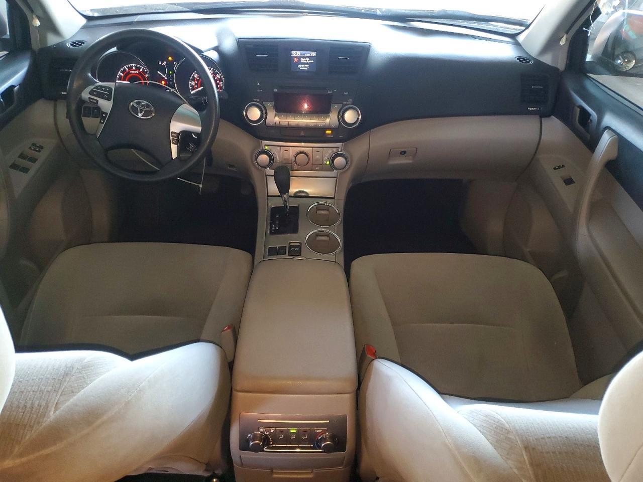 2012 TOYOTA HIGHLANDER
