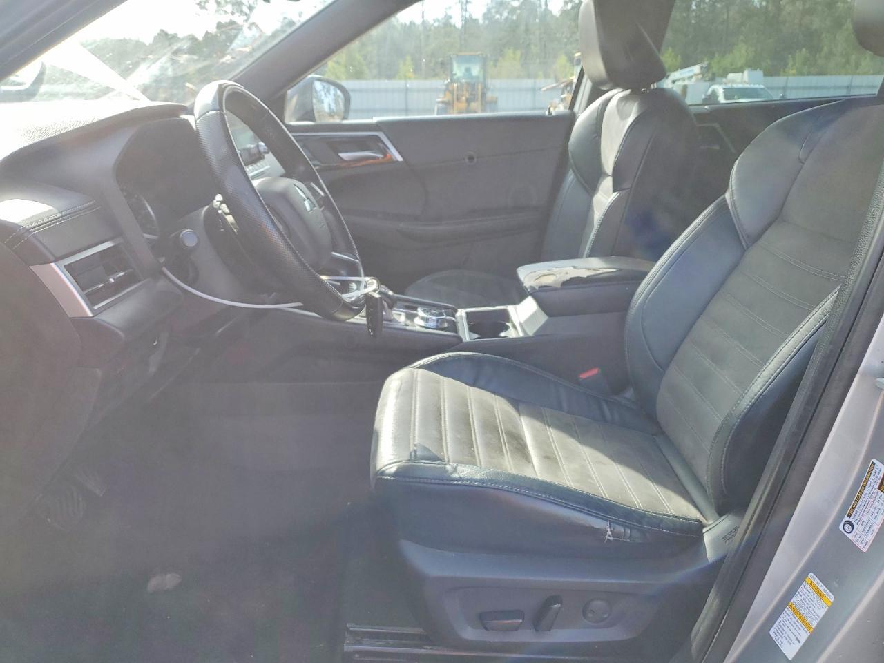 2022 MITSUBISHI outlander