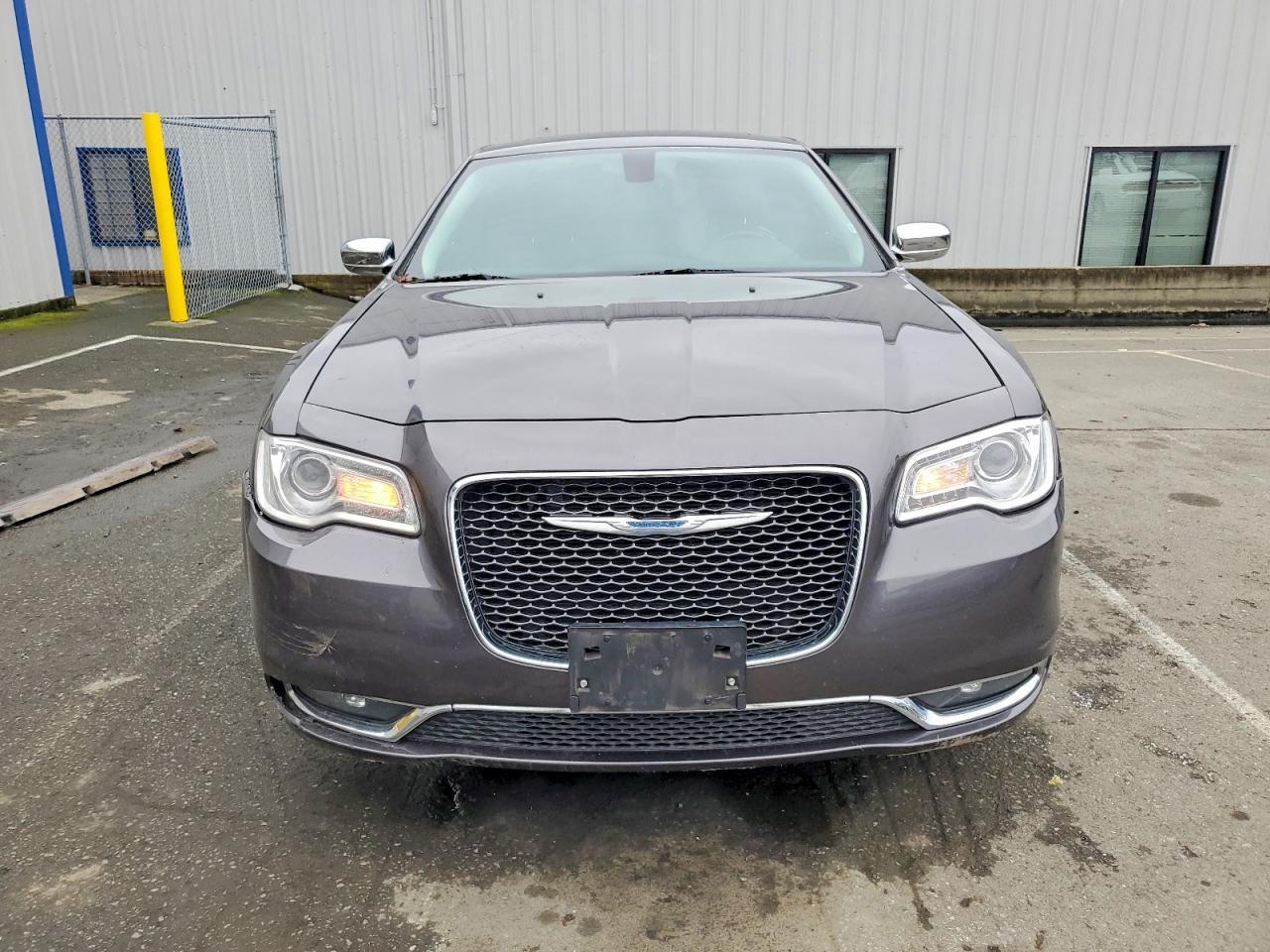 2016 CHRYSLER 300