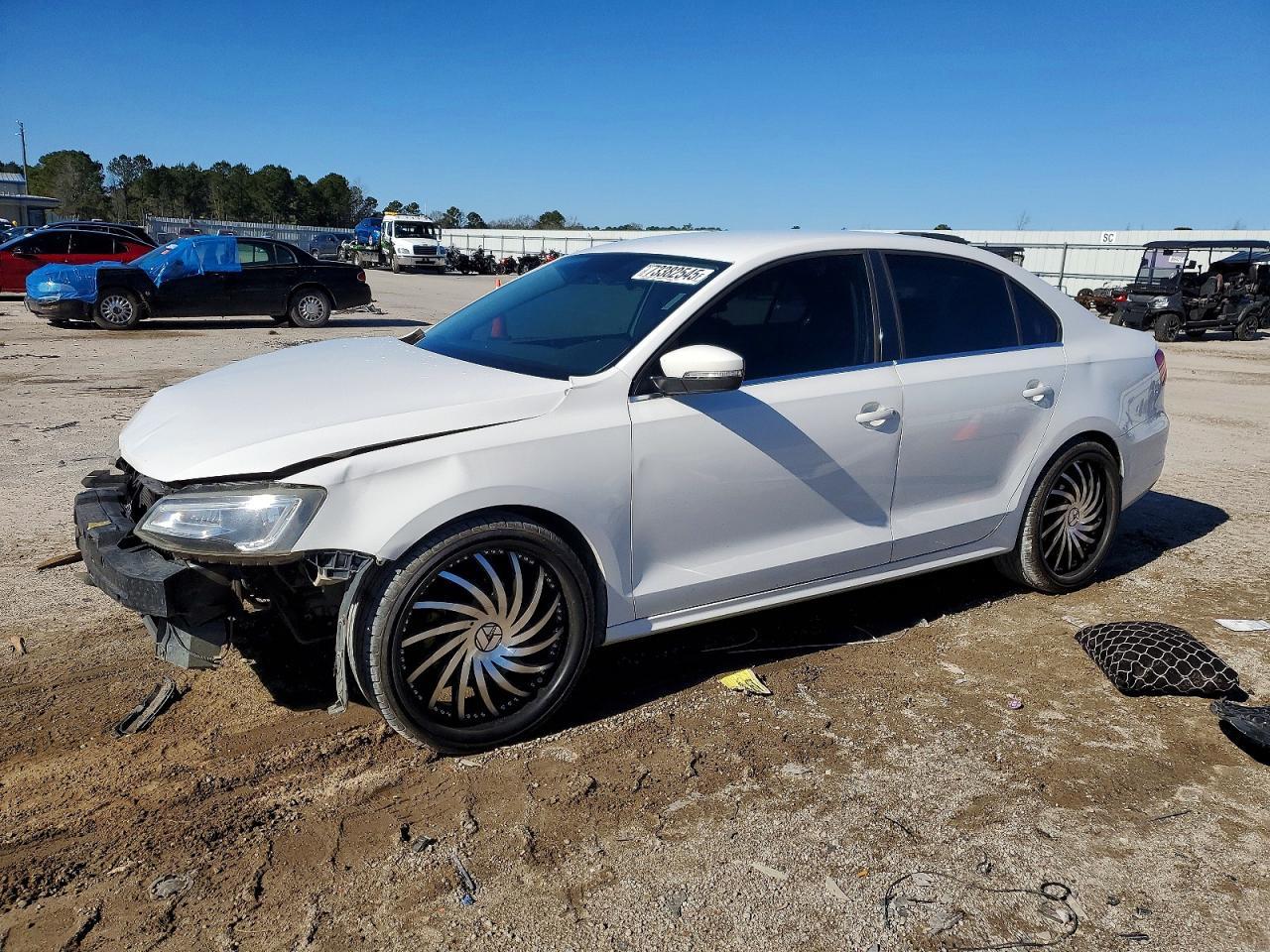 2013 VOLKSWAGEN JETTA