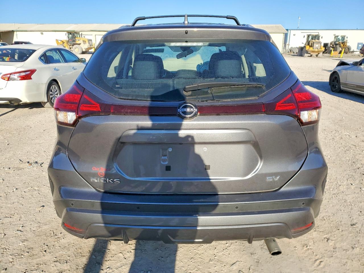 2024 NISSAN KICKS