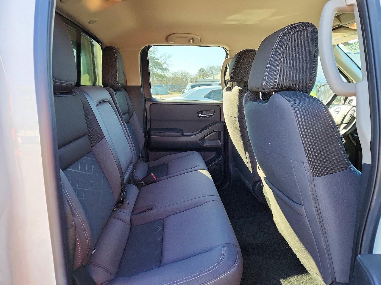 2025 NISSAN Frontier