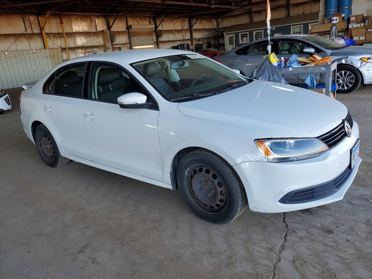 2012 VOLKSWAGEN JETTA