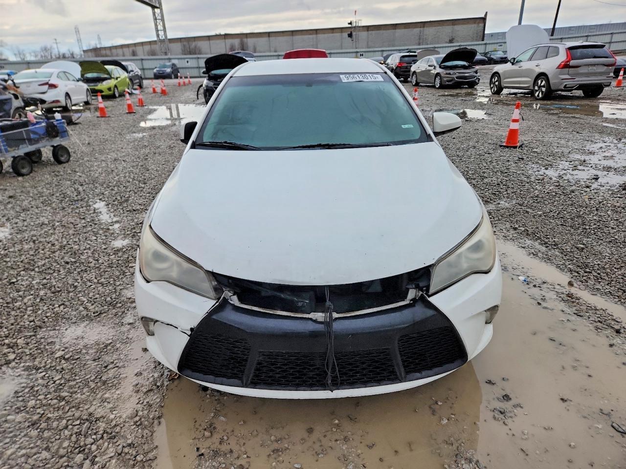 2016 TOYOTA CAMRY