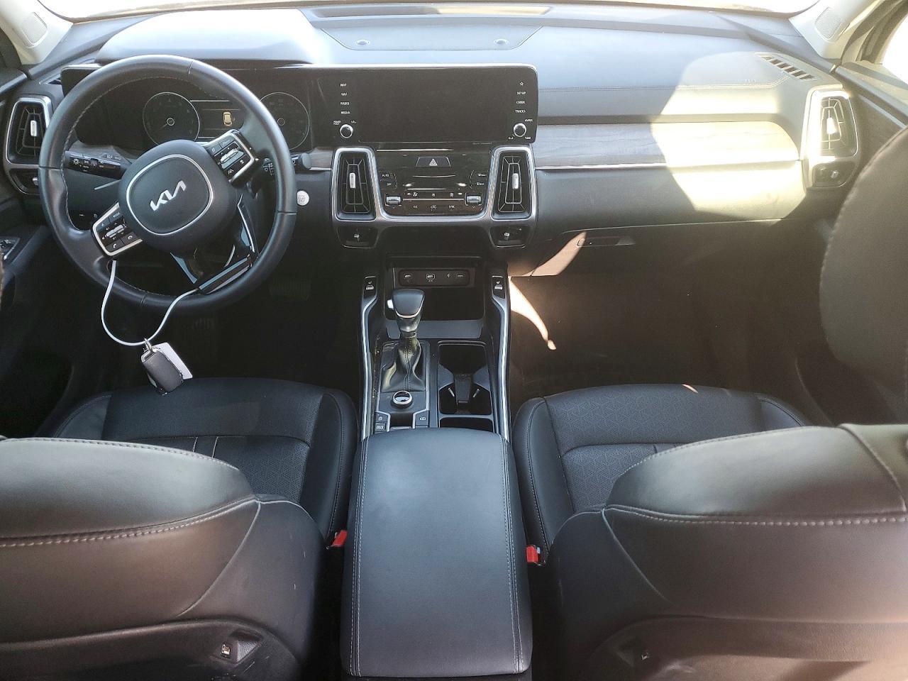 2022 KIA SORENTO