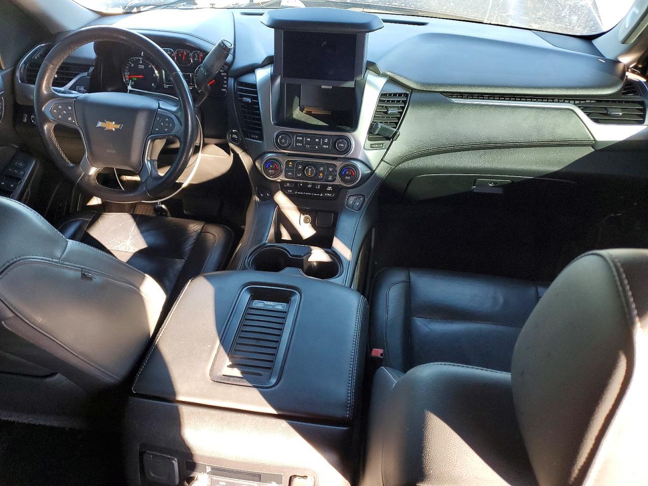2016 CHEVROLET Suburban