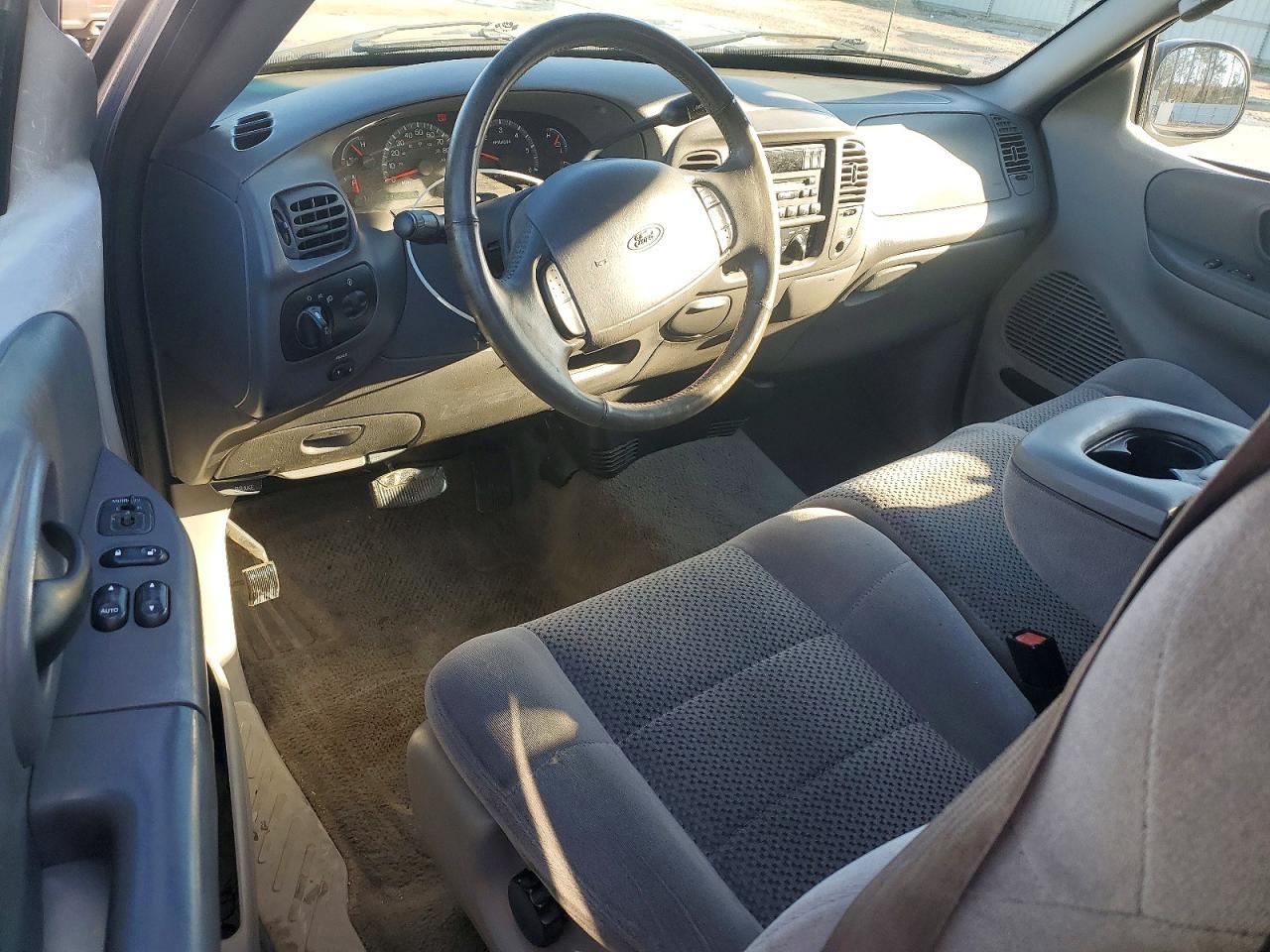 2002 FORD F-150 Lightning